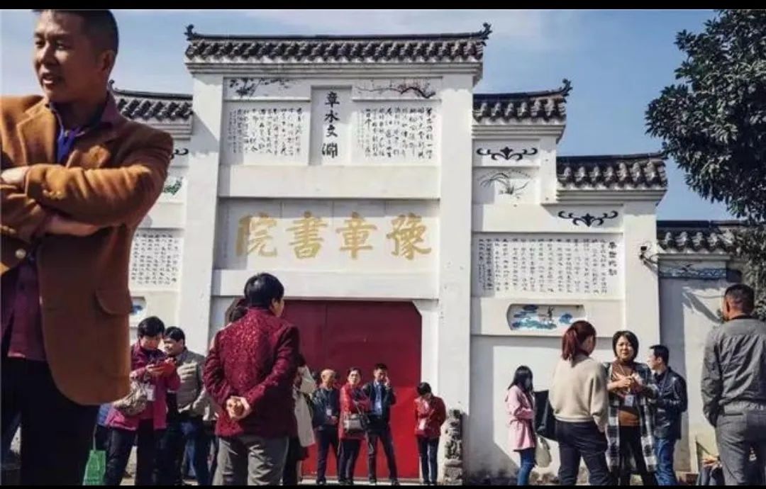 恶魔队长什么样_历史上最恶魔的足球队长_恶魔队口号